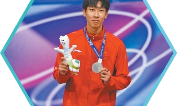 孙龙获短道速滑男子1000米银牌  “把每轮比赛当成决赛”