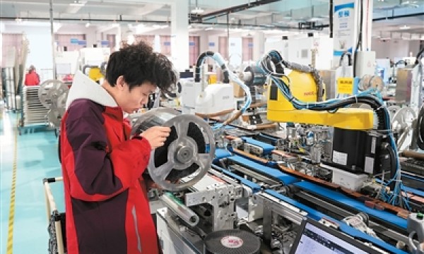 11月，制造业采购经理指数升至49.2%——  经济景气水平总体平稳（锐财经）