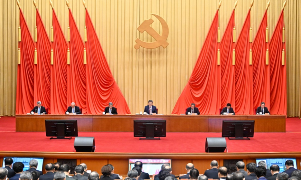 壹视界·开局之年谈反腐，总书记强调“更加清醒坚定”