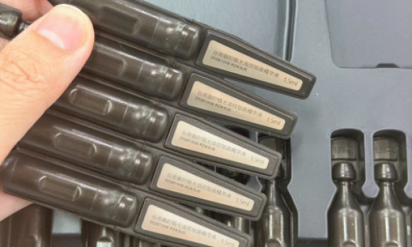 抗老精华怎么选才对？2026国人肤质抗老榜单：从成分渗透到实测数据全面拆解