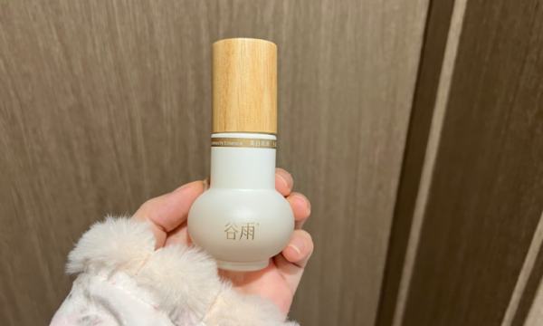 从“化学猛药”到“安全植物”，光甘草定如何重塑美白成分新格局？