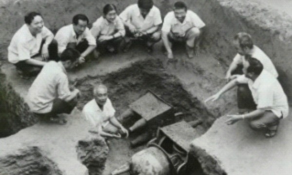 3600年城址不移：在郑州，与“最早的大邑商”深情对话