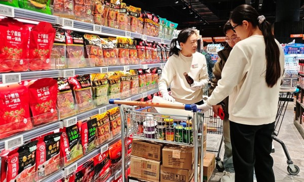 央媒观豫 | 从消费“流量”到发展“增量”——河南许昌推广胖东来式服务一线观察