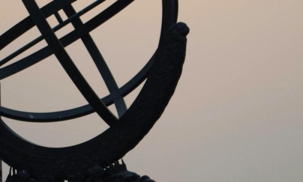 21日冬至：不同地区的夜长不同，有什么门道？